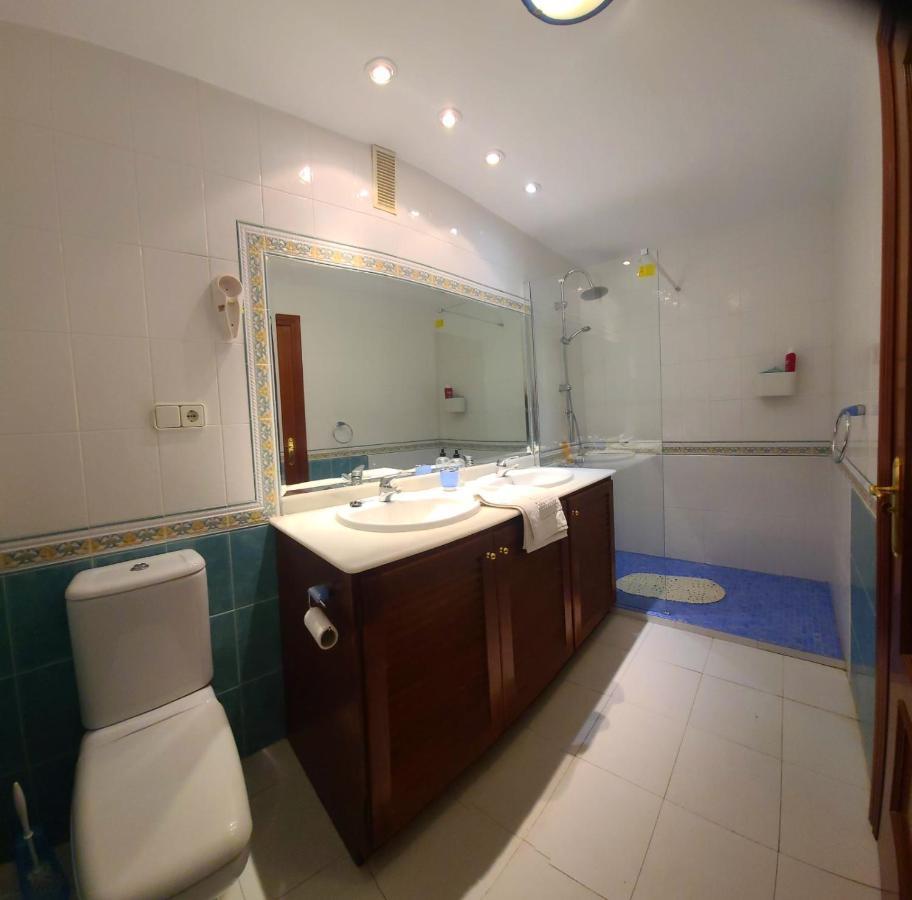 2 Bedroom Overlooking Mediterranean, 2 Outdoor Pools *
